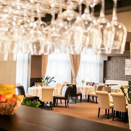 Azul Hotel & Restaurant بارتيزانسكى المظهر الخارجي الصورة